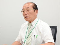 インタビュー